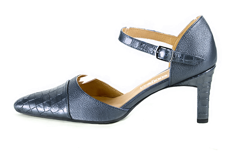 Denim blue women's open side shoes, with an instep strap. Tapered toe. High comma heels. Profile view - Florence KOOIJMAN
